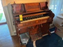 Antique pump organ, works