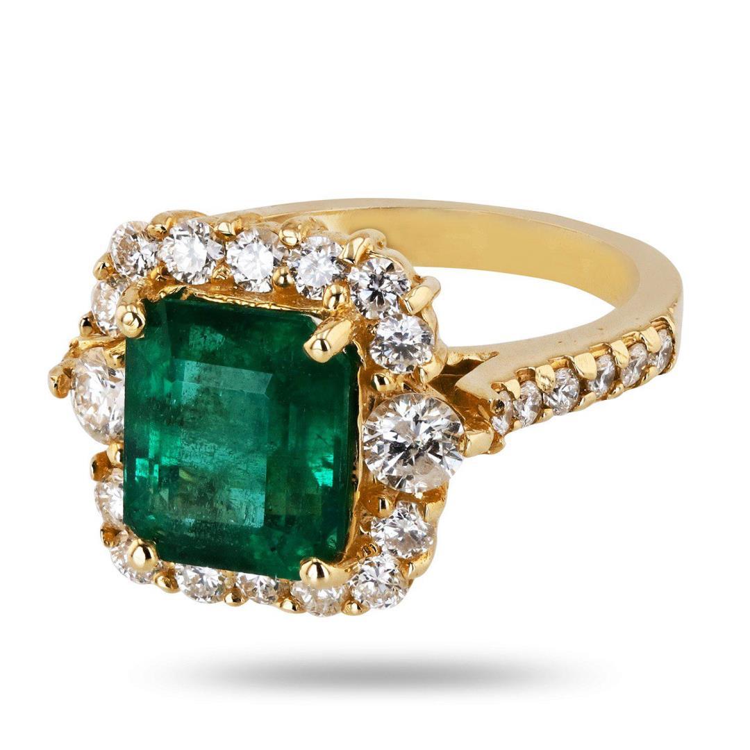 3.10 ctw Emerald and 1.05 ctw Diamond 14K Yellow Gold Ring