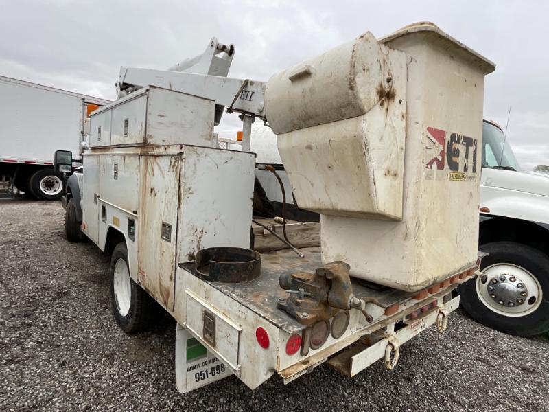 2012 Ford F550 Bucket Truck