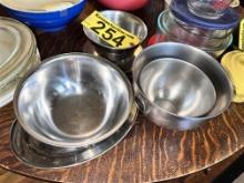 LOT OF STAINLESS STEEL SERVING BOWLS & PLATTER