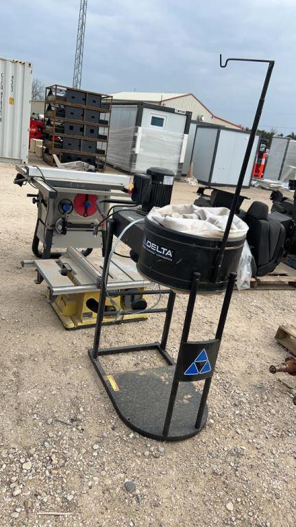 Lot of 2 Saws and Dust Collector