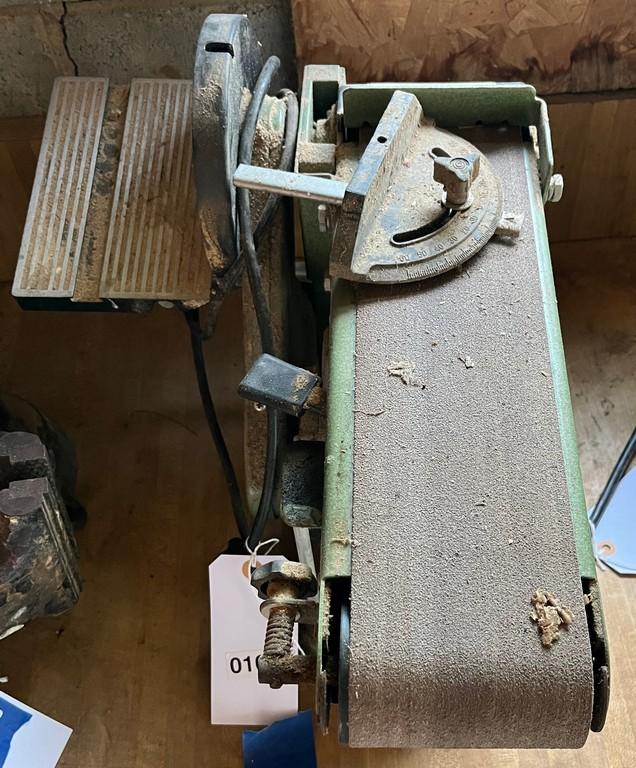 Central Machinery Four-Inch x Thirty-Six-Inch Belt and Six-Inch Disc Sander