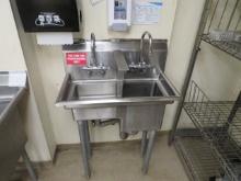 30-INCH 2-COMPARTMENT SINK