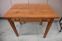 Wonderful Antique Oak Table with Drawer