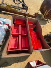 2818 - PALLET OF PLASTIC PARTS TRAYS