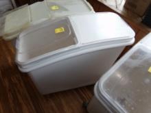 White, Poly, Commercial Rolling Storage Bin (Inside)