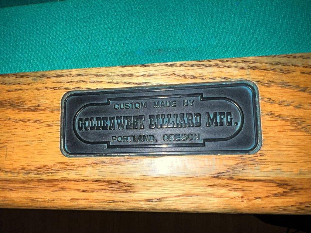 Golden West Billiard Custom Pool Table, Cue Sticks