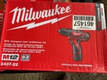 MILWAUKEE 2407-22 3/8" DRILL 3/8”...... COMPACT DRILL/DRIVER KIT