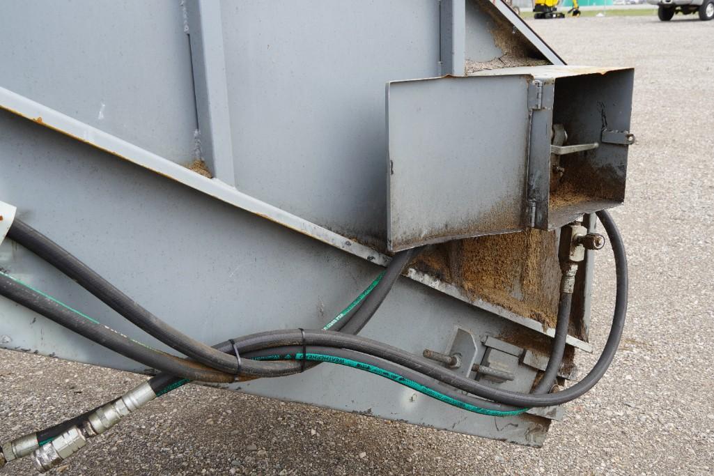 Enclosed Incline Belt Conveyor
