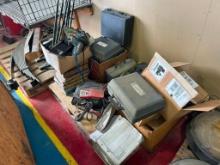 LOT CONSISTING OF ELECTRONIC ITEMS