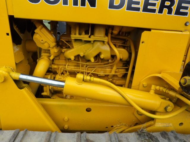 John Deere 550A Dozer, OROPS, Hyd 6 Way Blade, Decent U/C, Runs Drives & St