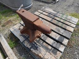 Fisher Anvil - 240 lbs (damaged horn)