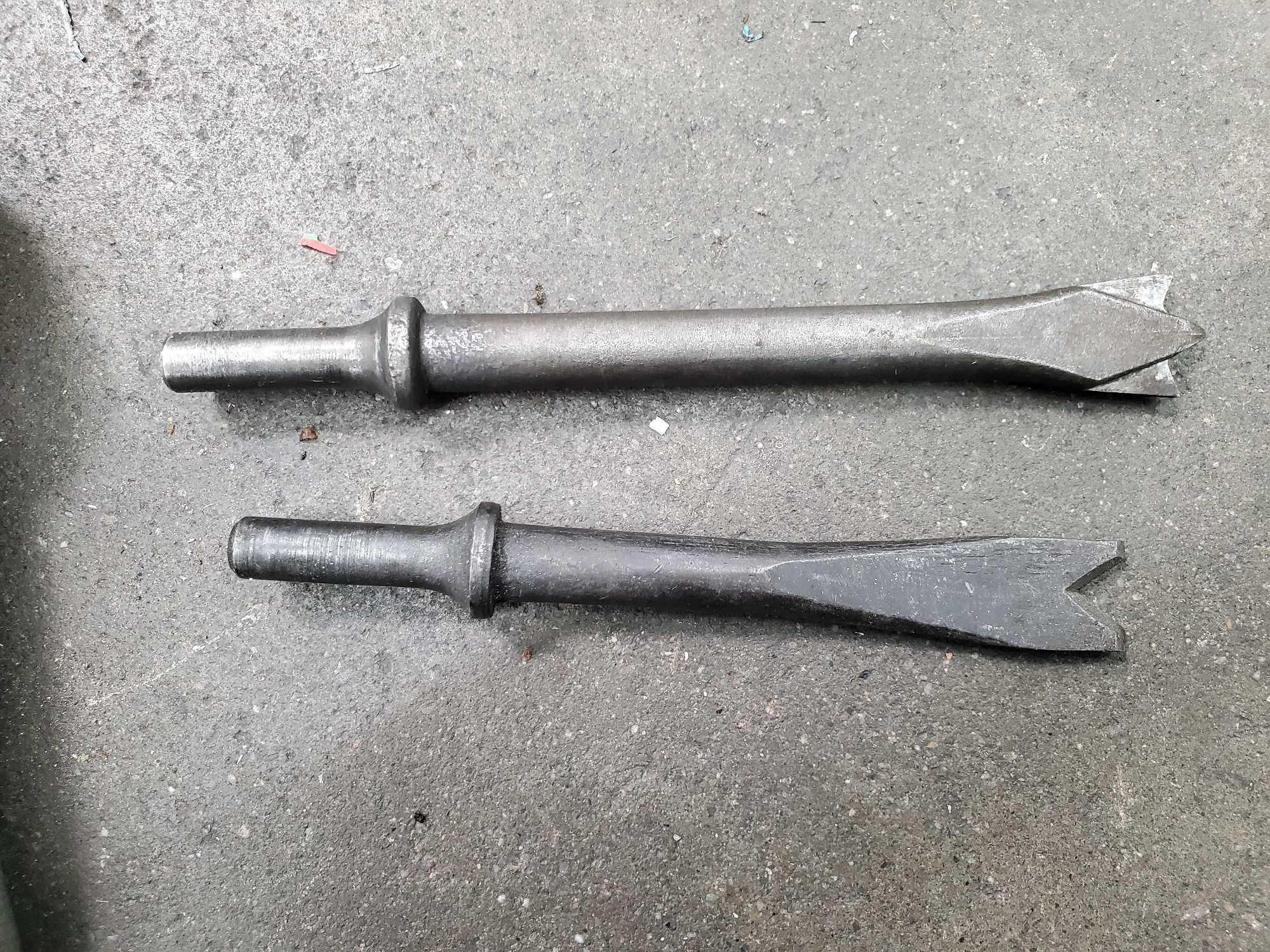 GROUP LOT OF AIR TOOLS