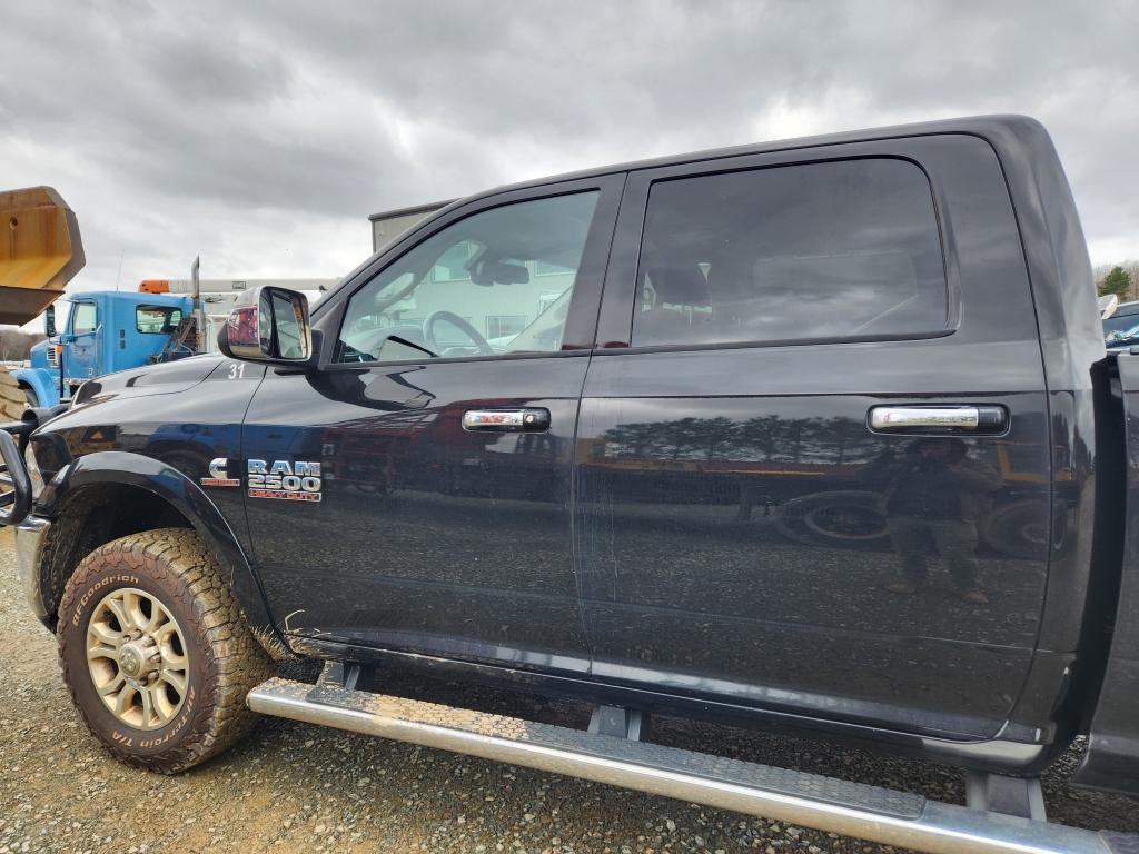 2018 Ram 2500 4x4 Laramie Pickup Truck