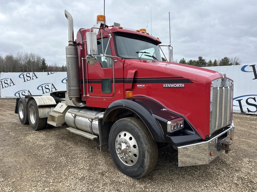 2006 Kenworth T800 Day Cab Truck Tractor