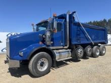 2018 Kenworth T800 Quad Axle Dump Truck