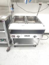 Vollrath food warmer table with double well