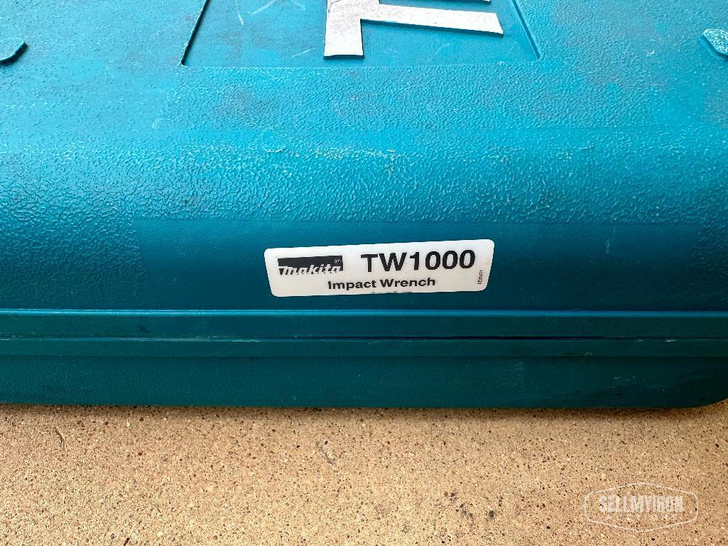 Makita TW1000 1in Impact Wrench [YARD 1]