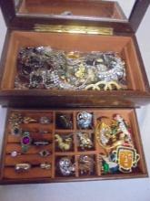 Vintage Ladies Jewelry Box Filled w/ Jewelry