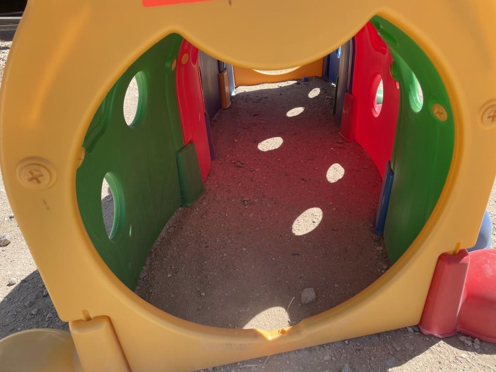 School Surplus - Feber Play Tunnel