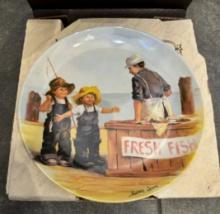 COLLECTIBLE CERAMIC PLATE - IN ORIGINAL BOX WITH PAPERS