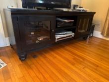5 foot TV wood stand