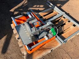 RIDGID 9 AMP 7IN. BLADE CORDED WET TILE SAW W/ STAND