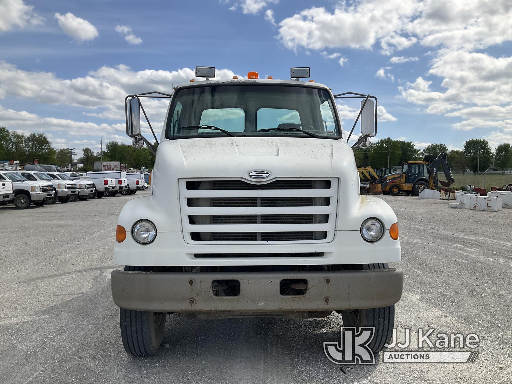 (Hawk Point, MO) 2000 Sterling L7500 Reel Loader Truck Runs, Moves & Operates) (Rust/Paint Damage).