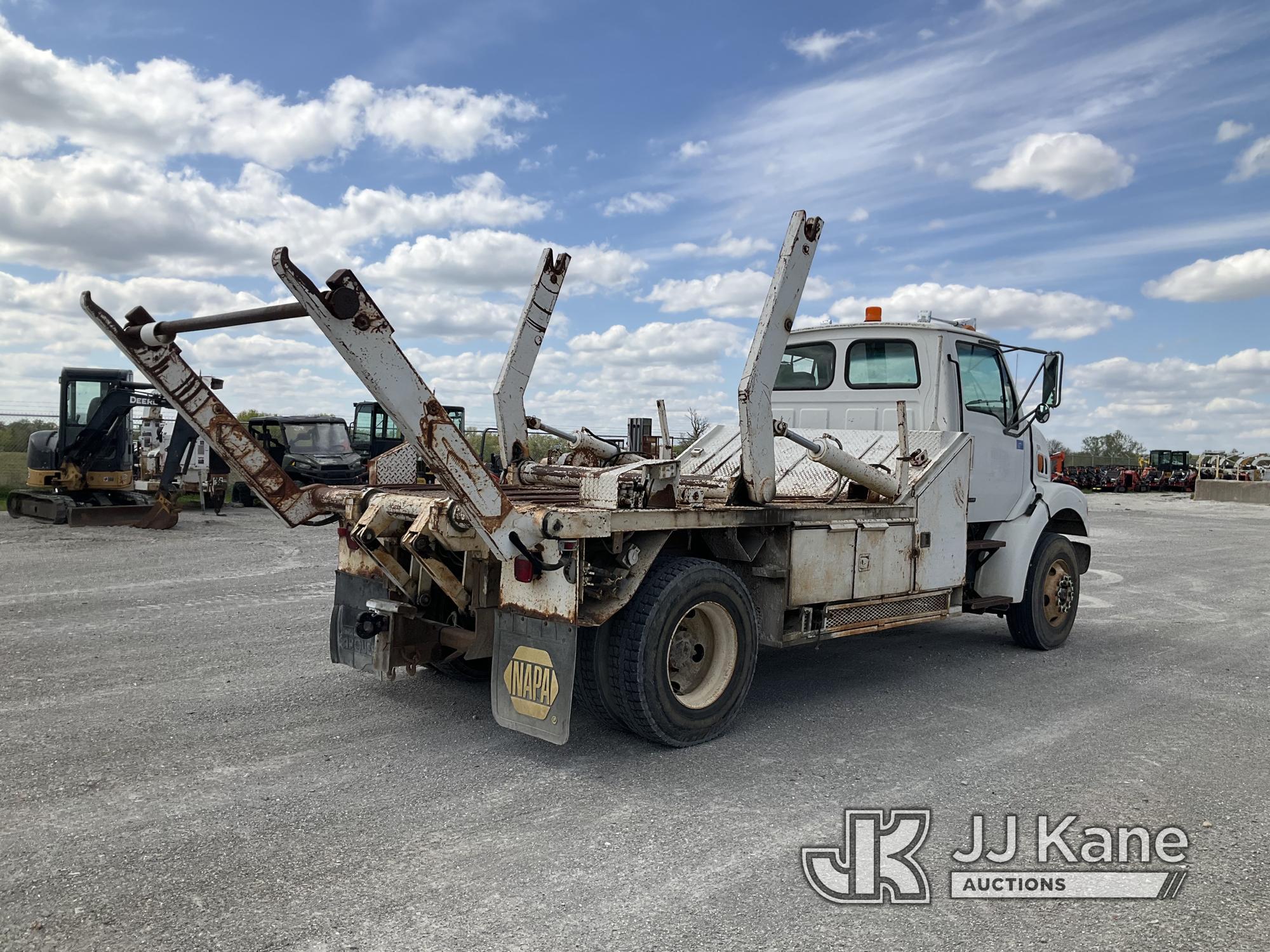(Hawk Point, MO) 2000 Sterling L7500 Reel Loader Truck Runs, Moves & Operates) (Rust/Paint Damage).