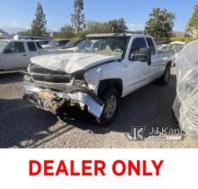 2003 Chevrolet Silverado 1500 4x4 Extended-Cab Pickup Truck Not Running, Front End Damage, Cannot Op