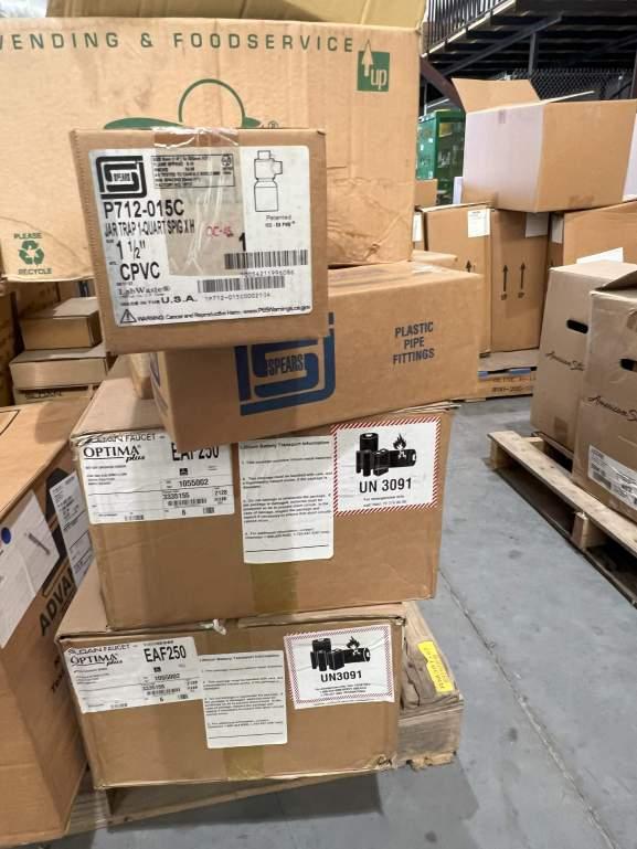 PALLET OF ASSORTED PLUMBING PARTS AND ACCESSORIES INCLUDING GRID DRAINS; FAUCETS; PVC AND CPVC FITTI