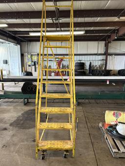 ROLLING SHOP LADDER, APPROX. 7-1/2'