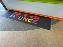 Big Bounce small rectangular rug
