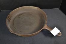 Unmarked Made in U.S.A. No. 101 Cast Iron Skillet w/Fire Ring