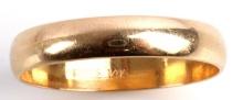 14KT GOLD WEDDING BAND RING SIZE 9 1/2