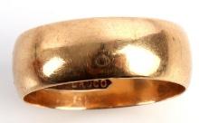 14KT YELLOW GOLD RING  4.2 GRAMS SIZE 7