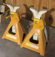 Pair of 3 ton adjustable jack stands