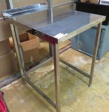 Stainless Steel Table (25.5"x 34"x 38)