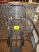 GREEN HAND TRUCK WITH PNEUMATIC TIRES