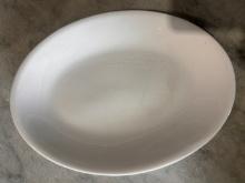 (29) NEW World Porcelana 15 1/4" Platter