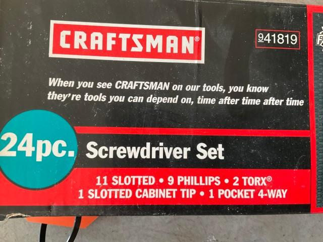New 24 Pc Craftsman Screw Driver Set