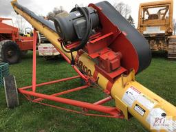 Westfield WR100-31 10in 31ft grain auger with electric motor