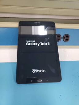 (3) SAMSUNG Galaxy Tab E 16gb with Chargers*TURN ON*