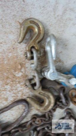 chain and hooks