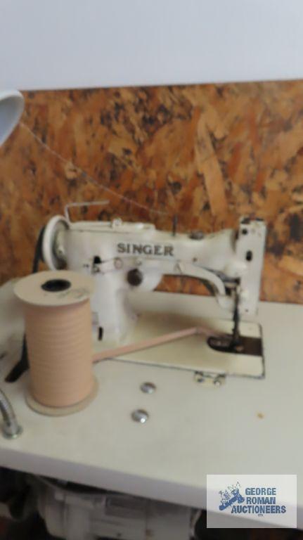 Singer commercial sewing machine with foldable platform