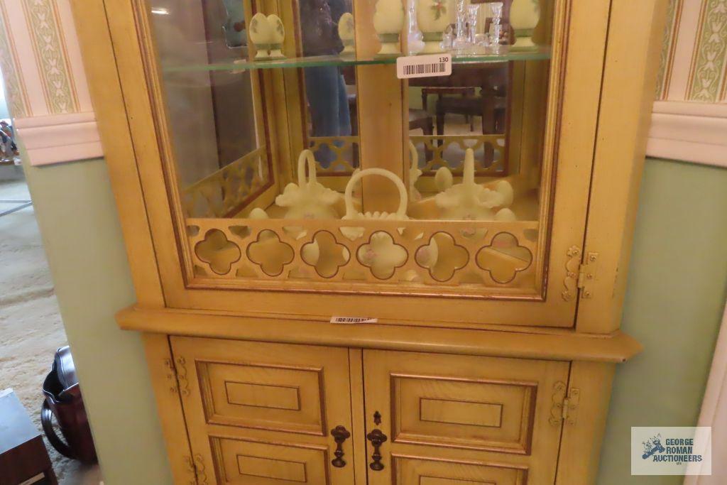 Corner curio cabinet