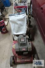 Toro recycler 5.5 GTS self-propelled push mower with bagger