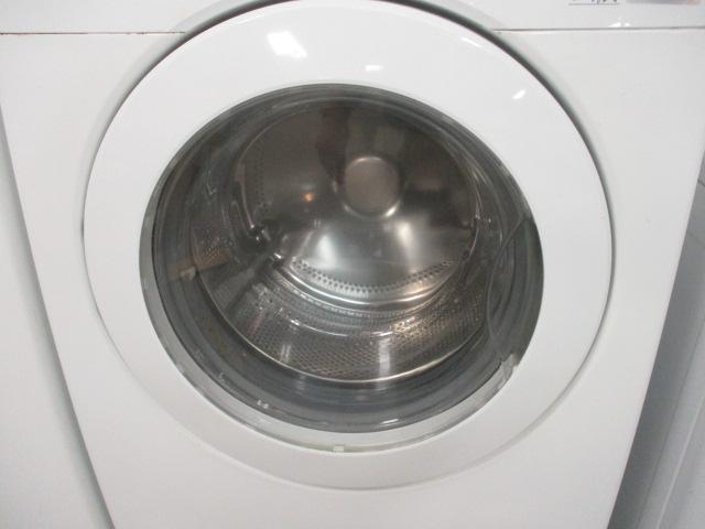Samsung Silver Care Front Load Washer with Drawer Riser