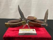 Pair of Buck Folding Hunting Knives, models 110 Hunter & 532 Legacy, Wooden handles
