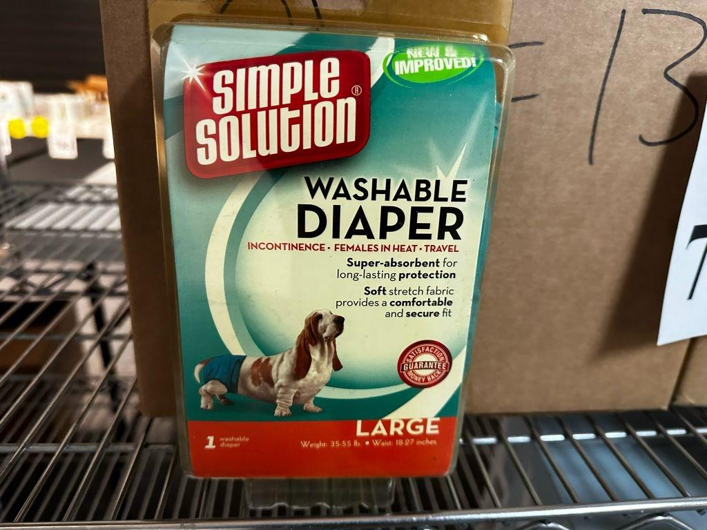 LOT CONSISTING OF SIMPLE SOLUTION DIAPERS FOR PETS